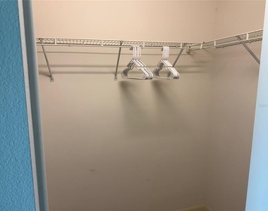 5251 Mahogany Run Avenue - Photo Thumbnail 24