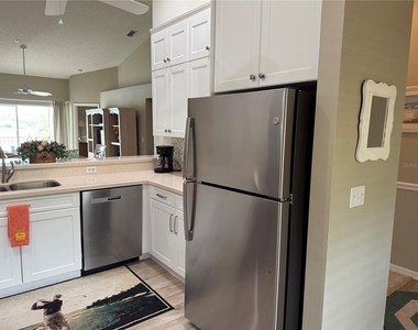 5251 Mahogany Run Avenue - Photo Thumbnail 14
