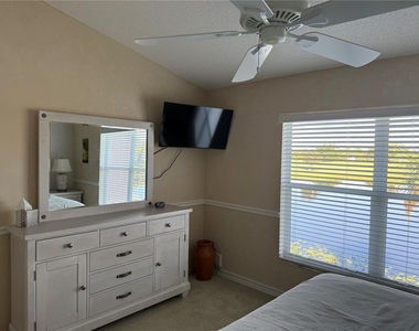 5251 Mahogany Run Avenue - Photo Thumbnail 22