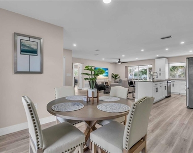 2544 Carlisle Place - Photo Thumbnail 17