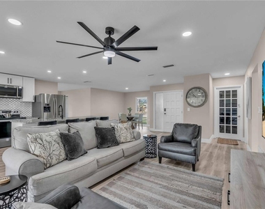 2544 Carlisle Place - Photo Thumbnail 10