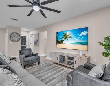 2544 Carlisle Place - Photo Thumbnail 8