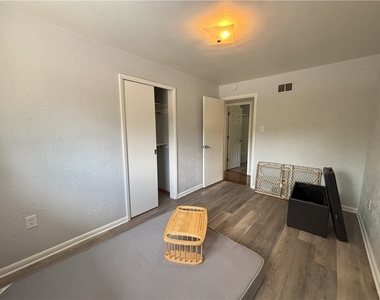 3395 Logan Ferry Rd - Photo Thumbnail 19