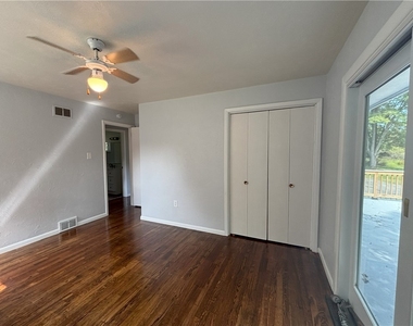 3395 Logan Ferry Rd - Photo Thumbnail 26