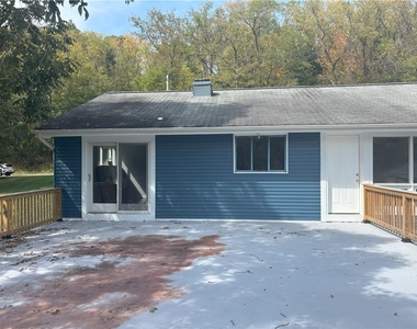 3395 Logan Ferry Rd - Photo Thumbnail 7