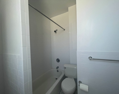 West 72nd Street - Photo Thumbnail 11