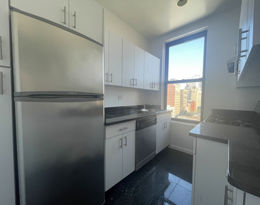 West 72nd Street - Photo Thumbnail 1
