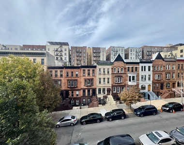 194 Edgecombe Avenue - Photo Thumbnail 13