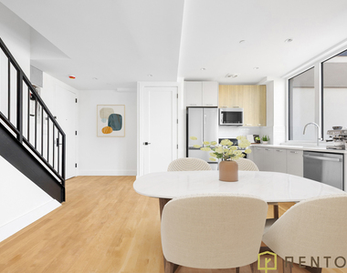 104 Frost Street - Photo Thumbnail 3