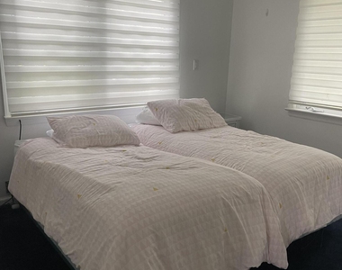 400 Grant Avenue - Photo Thumbnail 11