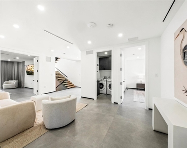 3320 Ne 17th Street - Photo Thumbnail 24
