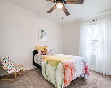 9695 Olive Street - Photo Thumbnail 14
