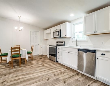 9695 Olive Street - Photo Thumbnail 4