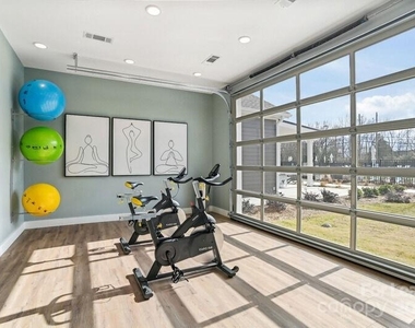 13511 Montoy Way - Photo Thumbnail 23