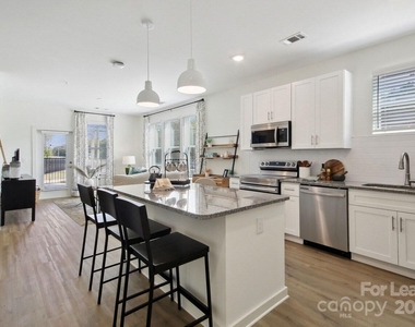13511 Montoy Way - Photo Thumbnail 9
