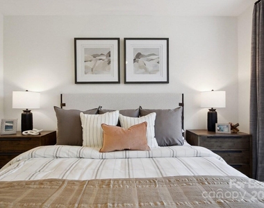 13511 Montoy Way - Photo Thumbnail 10