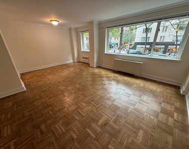 200 East 71st Street - Photo Thumbnail 1
