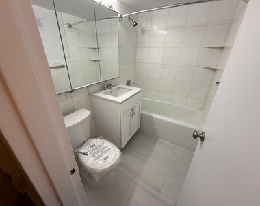 200 East 71st Street - Photo Thumbnail 9