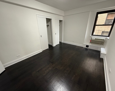 219 East 69th Street - Photo Thumbnail 7