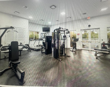 552 Nw 39th Circle Nw - Photo Thumbnail 31