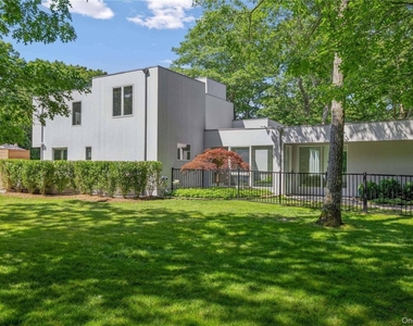 19 Woodland Way - Photo Thumbnail 20