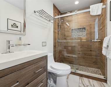 1181 Fireplace Rd - Photo Thumbnail 20