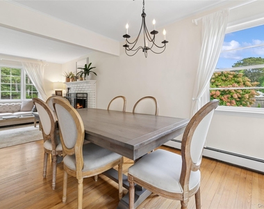 1181 Fireplace Rd - Photo Thumbnail 10