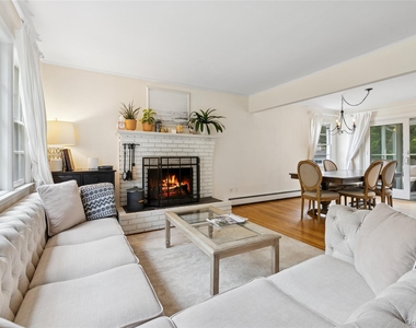 1181 Fireplace Rd - Photo Thumbnail 4