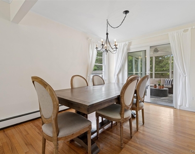 1181 Fireplace Rd - Photo Thumbnail 9