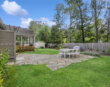 1181 Fireplace Rd - Photo Thumbnail 14