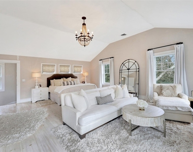198 South Country Road - Photo Thumbnail 14