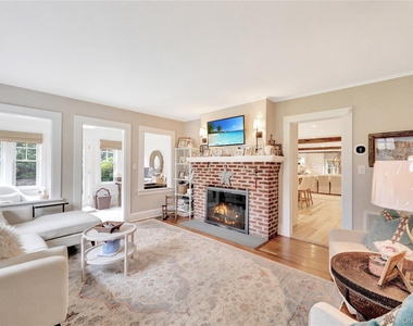 198 South Country Road - Photo Thumbnail 7