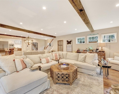 198 South Country Road - Photo Thumbnail 5
