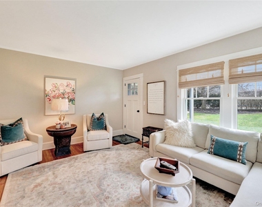 198 South Country Road - Photo Thumbnail 8