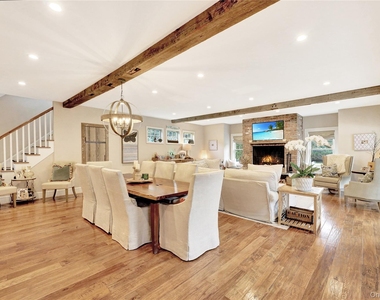 198 South Country Road - Photo Thumbnail 3