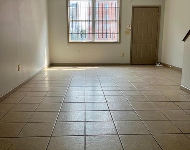 2154 N Carlisle Street - Photo Thumbnail 2