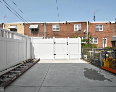 3554 Miller Street - Photo Thumbnail 10