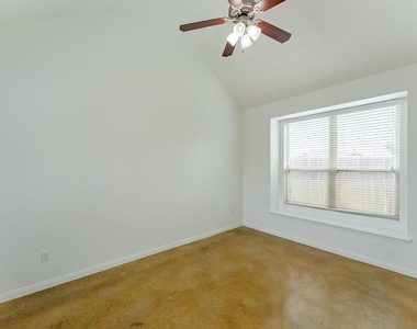 4514 Senda Ln - Photo Thumbnail 13