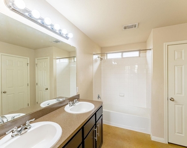 4514 Senda Ln - Photo Thumbnail 16