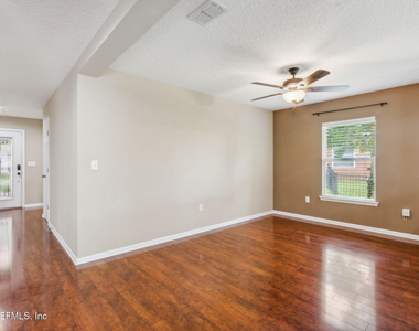4619 Pine Lake Drive - Photo Thumbnail 17