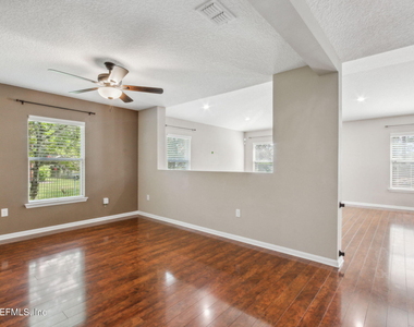 4619 Pine Lake Drive - Photo Thumbnail 16