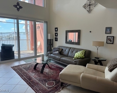 2743 1st Street - Photo Thumbnail 7