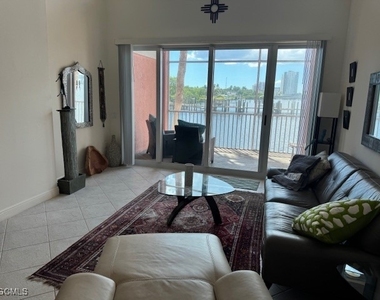 2743 1st Street - Photo Thumbnail 8