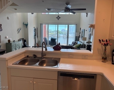 2743 1st Street - Photo Thumbnail 16