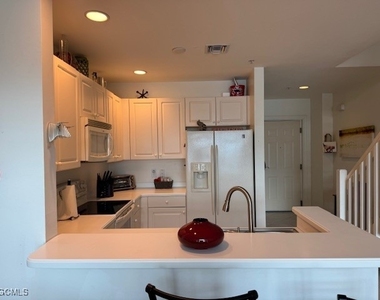 2743 1st Street - Photo Thumbnail 22