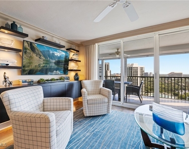 4651 Gulf Shore Boulevard N - Photo Thumbnail 5