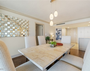4651 Gulf Shore Boulevard N - Photo Thumbnail 16