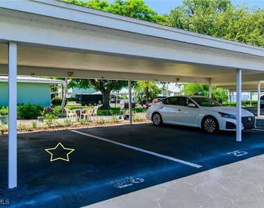 3225 E Riverside Drive - Photo Thumbnail 16