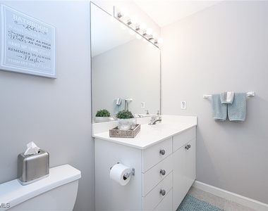2371 Ravenna Boulevard - Photo Thumbnail 19