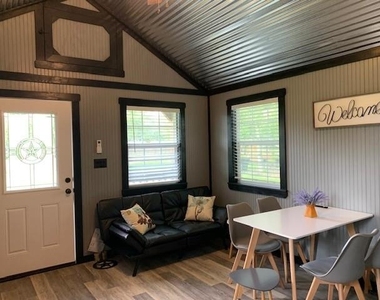 9706 Camelots Court - Photo Thumbnail 2